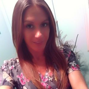 Meet your Posher, Meredith